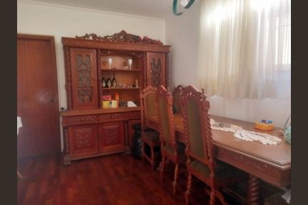 Casa à venda com 4 quartos, 200m² em Brooklin, São Paulo