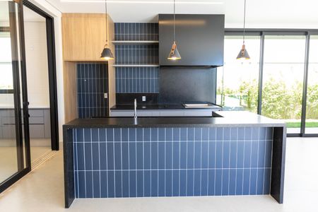 Casa à venda com 450m², 4 quartos e 6 vagasChurrasqueira