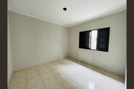 Quarto 1 de kitnet/studio para alugar com 1 quarto, 200m² em Vila Florida, Guarulhos