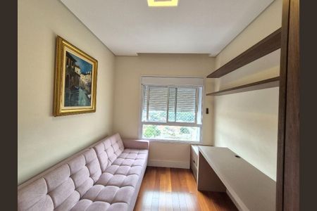 Apartamento à venda com 2 quartos, 74m² em Caxingui, São Paulo