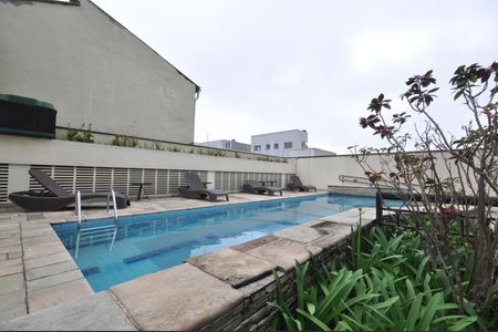 Apartamento à venda com 110m², 4 quartos e 2 vagasÁrea comum - Piscina