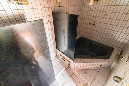 Casa à venda com 100m², 3 quartos e 2 vagas Casa à venda com 100m², 3 quartos e 2 vagasBanheiro da Suíte