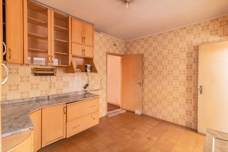 Casa à venda com 100m², 3 quartos e 2 vagas Casa à venda com 100m², 3 quartos e 2 vagasCozinha