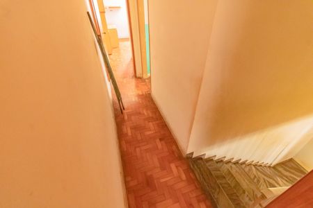 Casa à venda com 100m², 3 quartos e 2 vagas Casa à venda com 100m², 3 quartos e 2 vagasCorredor