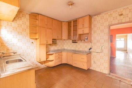 Casa à venda com 100m², 3 quartos e 2 vagas Casa à venda com 100m², 3 quartos e 2 vagasCozinha