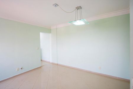 Apartamento para alugar com 86m², 2 quartos e 2 vagas Apartamento para alugar com 86m², 2 quartos e 2 vagasSala
