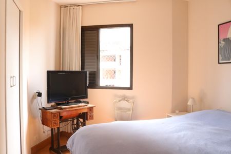 Apartamento à venda com 130m², 3 quartos e 2 vagasSuíte 2