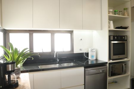 Apartamento à venda com 130m², 3 quartos e 2 vagasCozinha