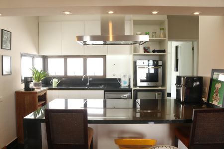 Apartamento à venda com 130m², 3 quartos e 2 vagasCozinha