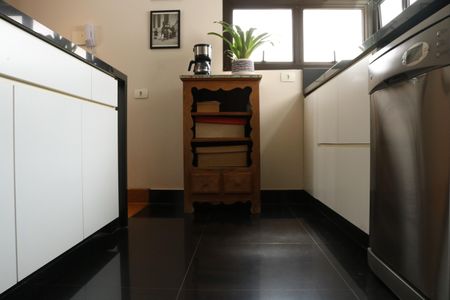 Apartamento à venda com 130m², 3 quartos e 2 vagasCozinha