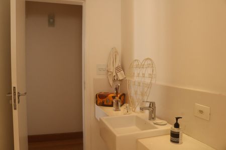 Apartamento à venda com 130m², 3 quartos e 2 vagasLavabo