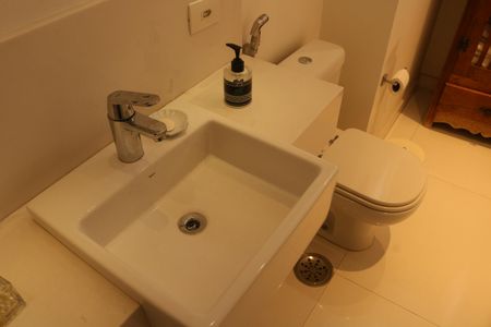Apartamento à venda com 130m², 3 quartos e 2 vagasLavabo