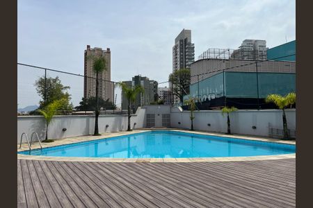 Apartamento à venda com 130m², 3 quartos e 2 vagasÁrea comum - Piscina