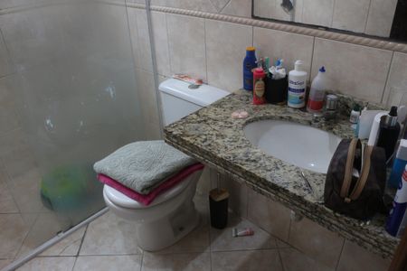 Apartamento à venda com 74m², 2 quartos e 1 vagaBanheiro da Suíte