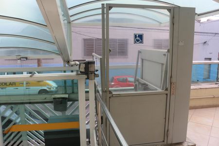 Apartamento à venda com 74m², 2 quartos e 1 vagaÁrea comum