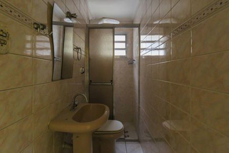 Casa à venda com 260m², 3 quartos e 2 vagas Casa à venda com 260m², 3 quartos e 2 vagasBanheiro 2