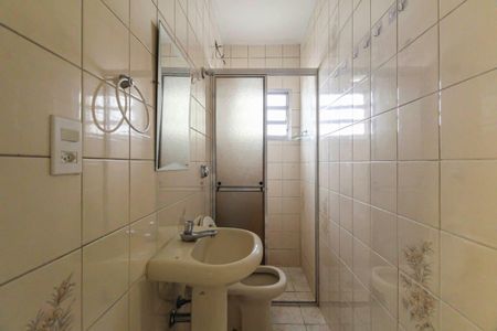 Casa à venda com 260m², 3 quartos e 2 vagas Casa à venda com 260m², 3 quartos e 2 vagasBanheiro 1