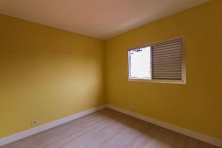 Casa à venda com 260m², 3 quartos e 2 vagas Casa à venda com 260m², 3 quartos e 2 vagasQuarto 2