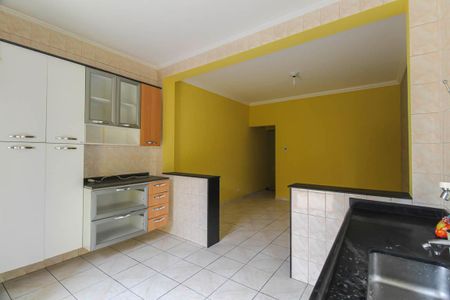 Casa à venda com 260m², 3 quartos e 2 vagas Casa à venda com 260m², 3 quartos e 2 vagasCozinha