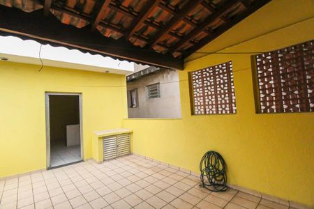 Casa à venda com 260m², 3 quartos e 2 vagas Casa à venda com 260m², 3 quartos e 2 vagasChurrasqueira