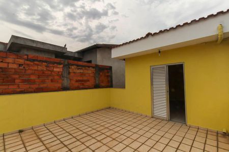 Casa à venda com 260m², 3 quartos e 2 vagas Casa à venda com 260m², 3 quartos e 2 vagasSacada do Quarto 1