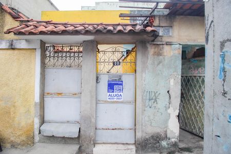 Casa para alugar com 45m², 1 quarto e sem vagaPlaquinha