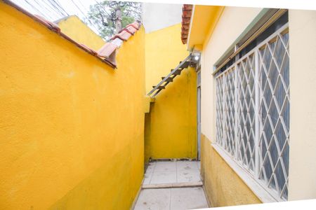Casa para alugar com 45m², 1 quarto e sem vagaQuintal / acesso