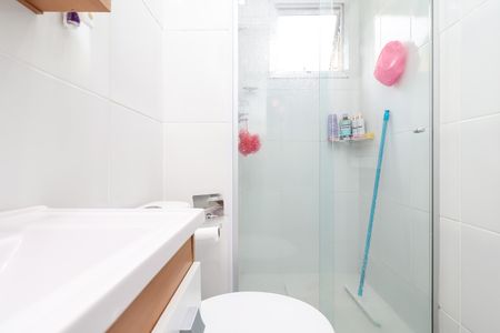 Banheiro Social de apartamento à venda com 2 quartos, 53m² em Itaquera, São Paulo