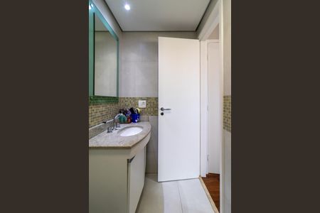 Apartamento à venda com 129m², 3 quartos e 2 vagasBanheiro da Suíte 1