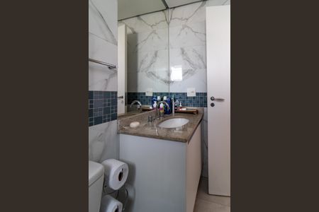 Apartamento à venda com 129m², 3 quartos e 2 vagasBanheiro da Suíte 2