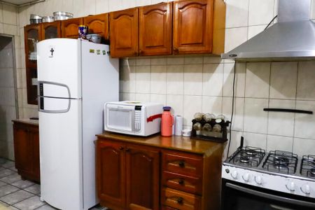 Casa à venda com 136m², 3 quartos e 2 vagas Casa à venda com 136m², 3 quartos e 2 vagasCozinha