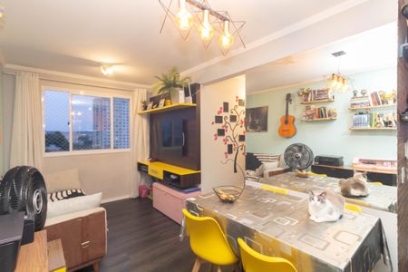 Sala de apartamento à venda com 2 quartos, 41m² em Itaquera, São Paulo