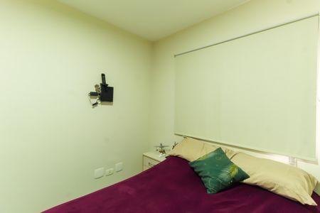 Apartamento à venda com 80m², 3 quartos e 2 vagasQuarto 2