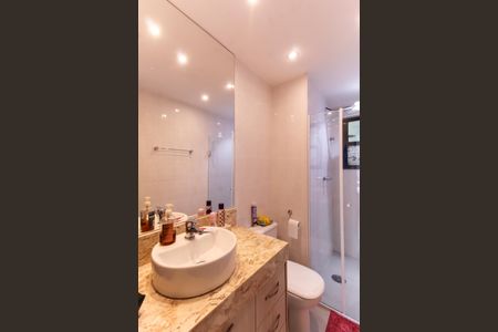 Apartamento à venda com 80m², 3 quartos e 2 vagasBanheiro