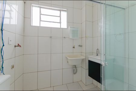 Apartamento para alugar com 57m², 2 quartos e sem vaga Apartamento para alugar com 57m², 2 quartos e sem vagaBanheiro