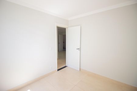 Apartamento à venda com 45m², 2 quartos e 1 vagaQuarto 2