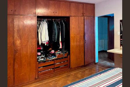 Casa à venda com 300m², 3 quartos e 7 vagassuíte_3