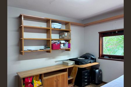 Casa à venda com 300m², 3 quartos e 7 vagasquarto 3_2