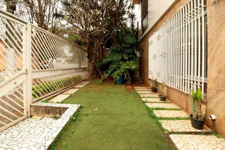 Casa à venda com 300m², 3 quartos e 7 vagasgaragem_3