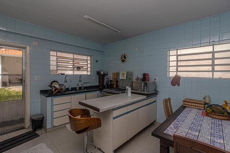 Casa à venda com 300m², 3 quartos e 7 vagascozinha_1