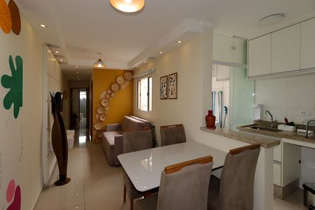 Sala de apartamento à venda com 2 quartos, 49m² em Utinga, Santo André