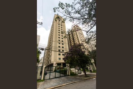 Apartamento para alugar com 96m², 2 quartos e 2 vagas Apartamento para alugar com 96m², 2 quartos e 2 vagasFachada