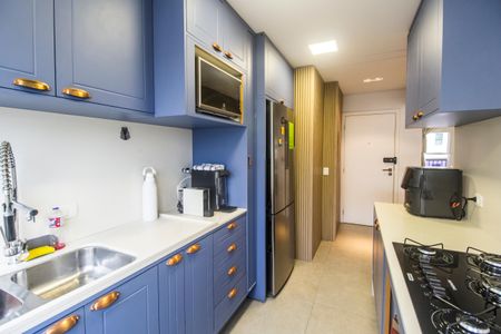 Apartamento para alugar com 96m², 2 quartos e 2 vagas Apartamento para alugar com 96m², 2 quartos e 2 vagasCozinha