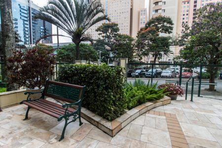 Apartamento para alugar com 96m², 2 quartos e 2 vagas Apartamento para alugar com 96m², 2 quartos e 2 vagasÁrea comum