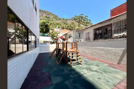 Apartamento à venda com 96m², 2 quartos e 1 vaga Apartamento à venda com 96m², 2 quartos e 1 vagaÁrea comum