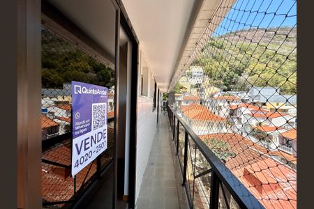 Apartamento à venda com 96m², 2 quartos e 1 vaga Apartamento à venda com 96m², 2 quartos e 1 vagaPlaca