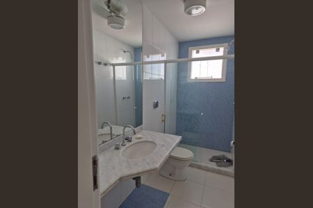 Banheiro da Suíte 1 de casa de condomínio à venda com 4 quartos, 448m² em Barra da Tijuca, Rio de Janeiro