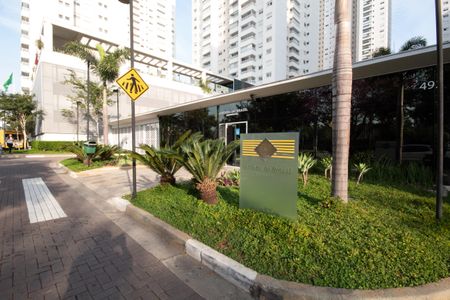 Apartamento à venda com 120m², 2 quartos e 2 vagas Apartamento à venda com 120m², 2 quartos e 2 vagasFachada