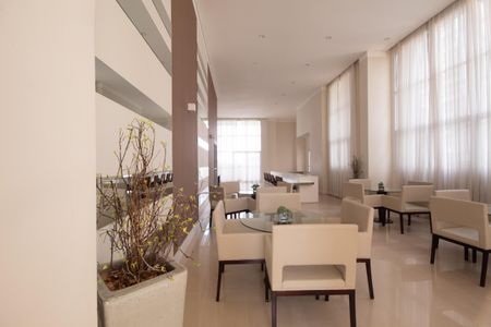 Apartamento à venda com 120m², 2 quartos e 2 vagas Apartamento à venda com 120m², 2 quartos e 2 vagasÁrea comum - Salão de festas