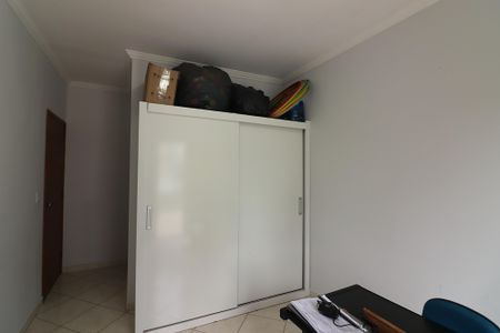 Casa à venda com 222m², 4 quartos e 6 vagasQuarto 3 - Suíte